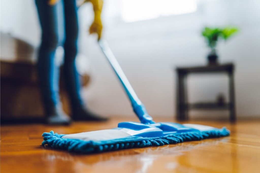 Effortless room cleaning tips